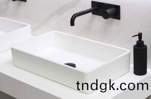 White round basin single person